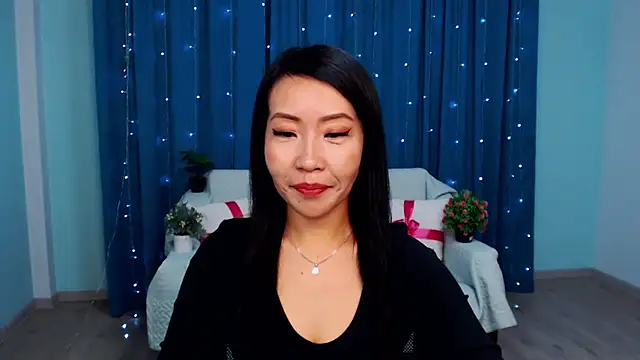 Snapshot of LiaPak chatting on September 2025 12:00:02 AM LiaPak online show from September 2025 12:00:02 AM