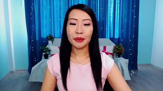 Snapshot of LiaPak chatting on September 2025 12:58:02 AM LiaPak online show from September 2025 12:58:02 AM