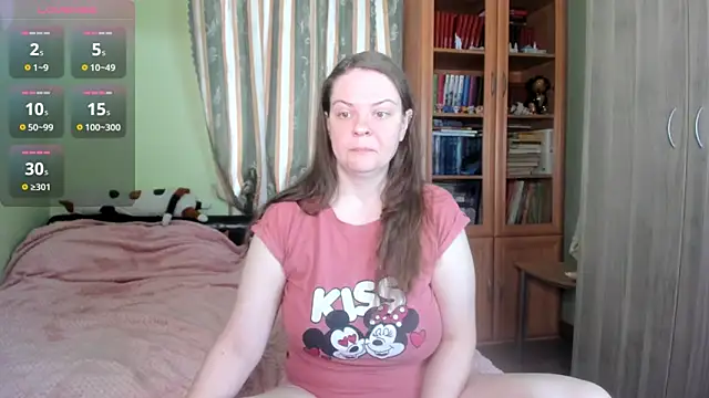 MiaLores online show from April 2026 09:21:02 AM