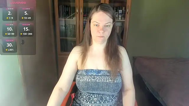 MiaLores online show from April 2026 09:14:02 AM