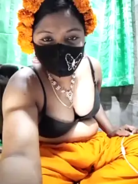 Snapshot of Mistompa24 chatting on February 2026 03:21:01 PM Mistompa24 online show from February 2026 03:21:01 PM