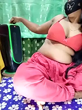 Snapshot of Mistompa24 chatting on February 2026 03:55:01 PM Mistompa24 online show from February 2026 03:55:01 PM