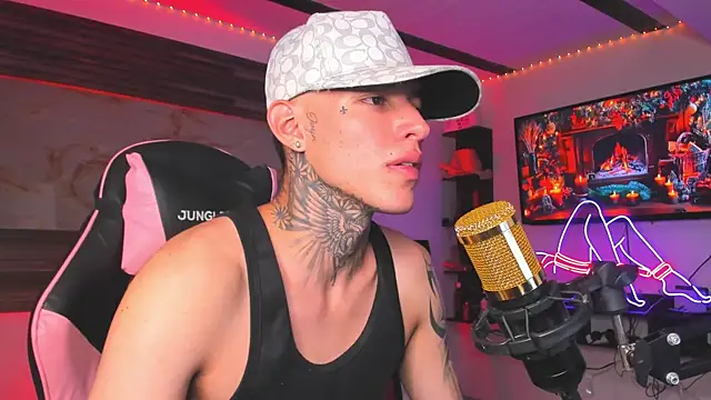 conor 2004 online show from December 2025 03:23:01 AM