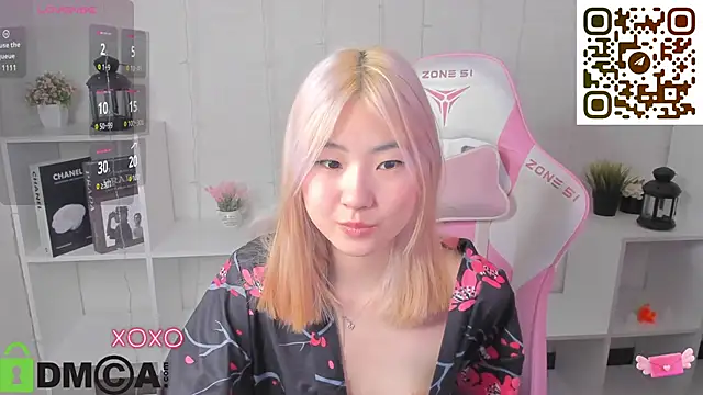 Aisi 18 online show from December 2025 12:51:01 AM