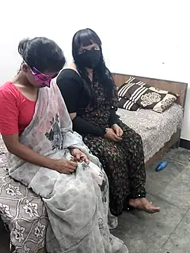 Hot modal online show from October 2025 05:35:01 PM