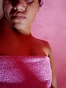 chiquitaputa online show from March 2026 05:34:01 PM