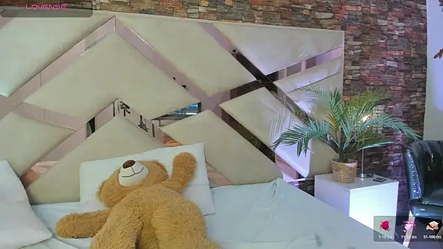 Valery Brand online show from February 2026 01:16:02 PM