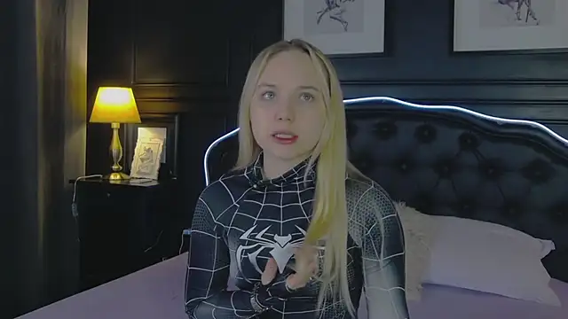 Sky Cutie online show from March 2026 04:12:02 AM