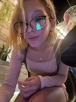 SweetBunnyGF online show from June 2026 03:25:01 AM