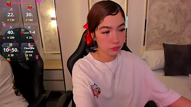 doll eyees  online show from October 2025 07:12:02 PM