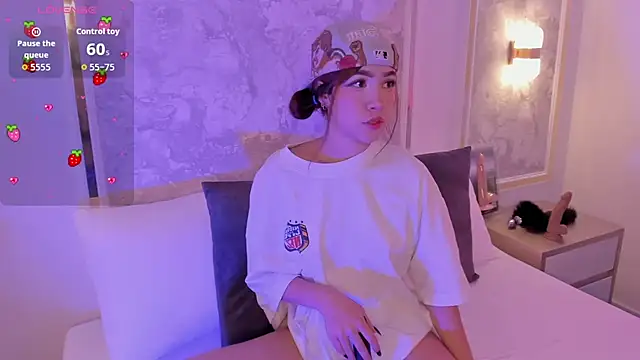 doll eyees  online show from November 2025 02:34:01 AM