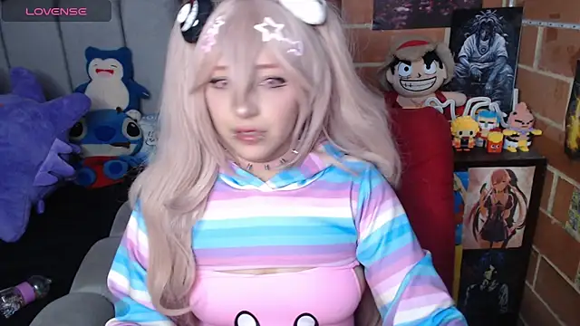  alexa19pretty  online show from March 2026 06:29:02 PM