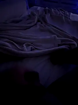 julienCr7 online show from October 2025 06:59:01 PM