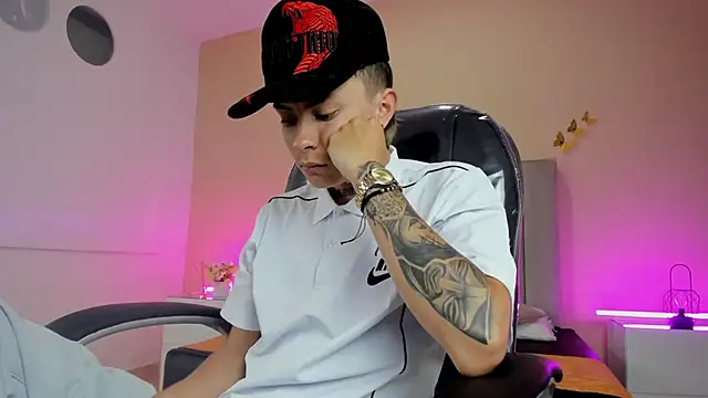 Nascary Fox online show from April 2026 12:52:02 PM