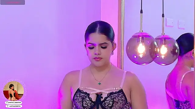 Snapshot of Martina-Roberts- chatting on May 2026 03:45:02 AM Martina-Roberts- online show from May 2026 03:45:02 AM