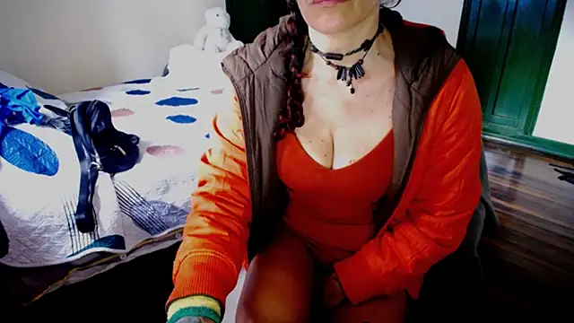 fenix colette online show from May 2026 01:50:01 PM