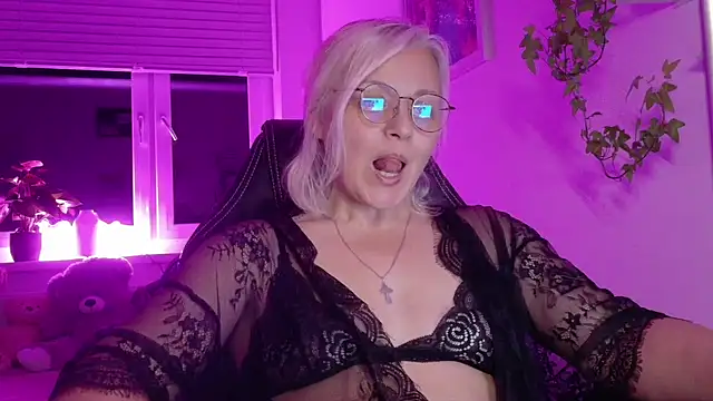 Linsy Kim online show from March 2026 08:44:01 PM