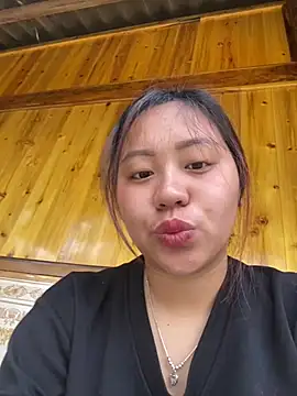 maianhcute online show from April 2026 12:41:01 AM