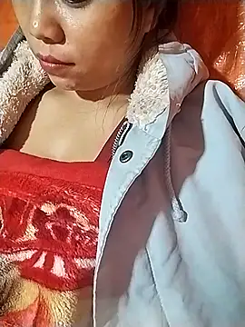 venu00 online show from November 2025 04:31:02 PM