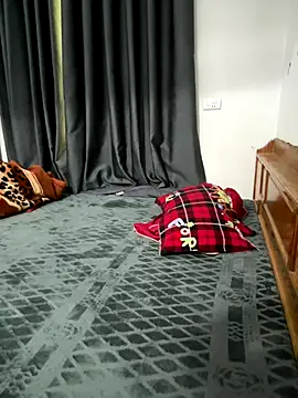 Minky69 online show from November 2025 05:32:02 AM