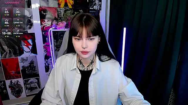 Morana Batt online show from October 2025 01:58:01 AM