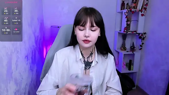 Morana Batt online show from October 2025 02:12:02 AM