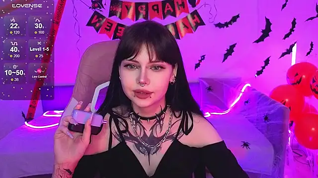 Morana Batt online show from October 2025 02:26:01 AM