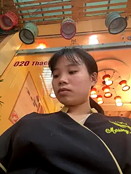 Ngoc-bbi online show from September 2025 05:02:02 AM