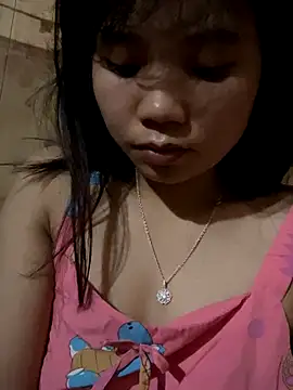 Ngoc-bbi online show from October 2025 06:38:02 PM