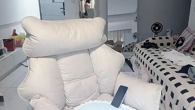 vkvk-VK online show from November 2025 03:12:02 PM