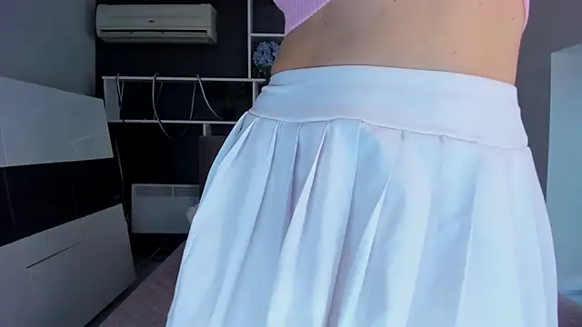 Snapshot of SabrinaSharm chatting on November 2025 12:48:02 PM SabrinaSharm online show from November 2025 12:48:02 PM