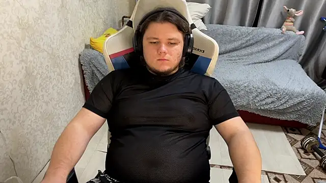 desiredude9 online show from October 2025 05:43:01 PM