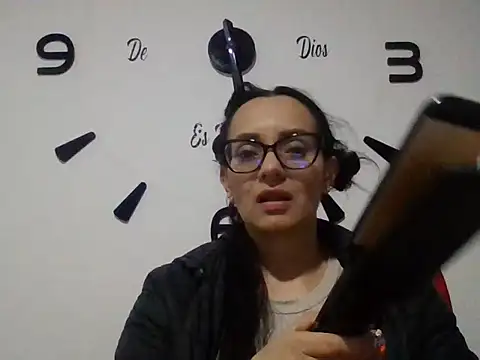 Snapshot of sarita_star chatting on November 2025 10:23:01 PM sarita star online show from November 2025 10:23:01 PM