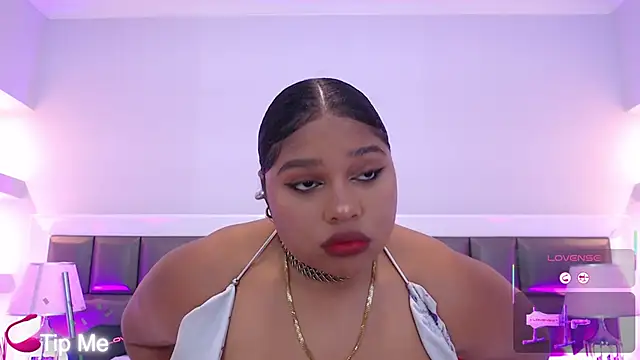 LennaEvans online show from November 2025 11:10:01 AM