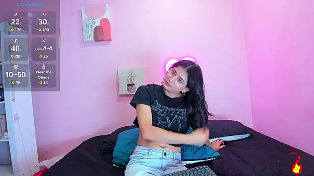 Georgina Ferri  online show from October 2025 05:13:02 PM