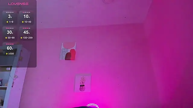 Georgina Ferri  online show from November 2025 05:23:01 PM