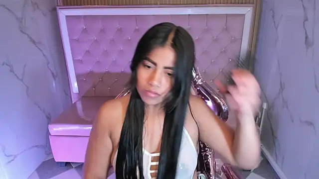 Victoria b  online show from October 2025 07:55:01 PM