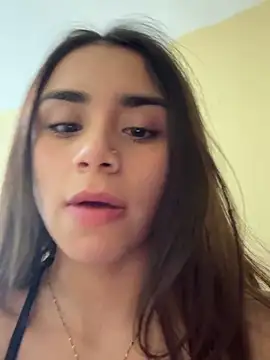 Ariovalle online show from March 2026 02:15:01 AM