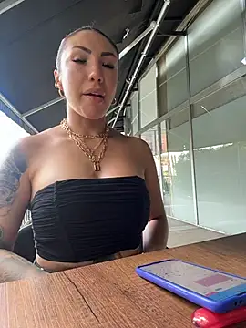 Sarahlove 90 online show from September 2025 08:45:01 PM