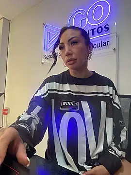 Sarahlove 90 online show from January 2026 07:28:02 PM