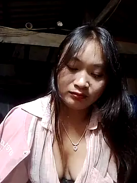 lusy-bae online show from October 2025 12:41:02 PM