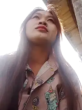 lusy-bae online show from November 2025 01:05:01 AM