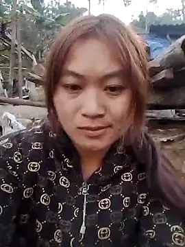 lusy-bae online show from December 2025 10:31:01 AM