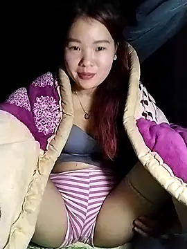 lylylove online show from December 2025 09:28:02 AM