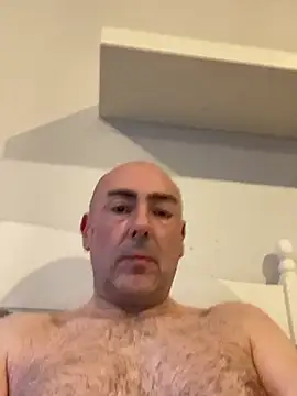 Richmcgee online show from March 2026 06:13:02 PM