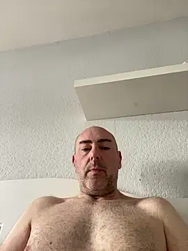 Richmcgee online show from April 2026 08:51:01 AM