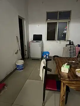 xiiuuff18 online show from March 2026 11:32:02 AM