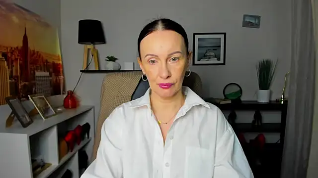 Velvet Jasmine online show from December 2025 06:32:02 AM