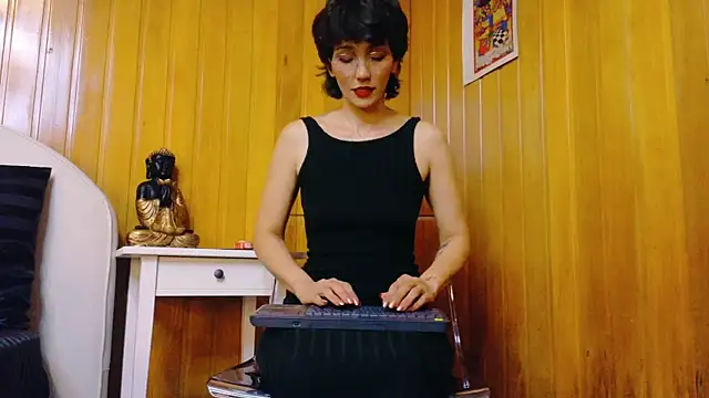 Snapshot of Zafiro_Gem_ chatting on October 2025 07:16:01 PM Zafiro Gem online show from October 2025 07:16:01 PM