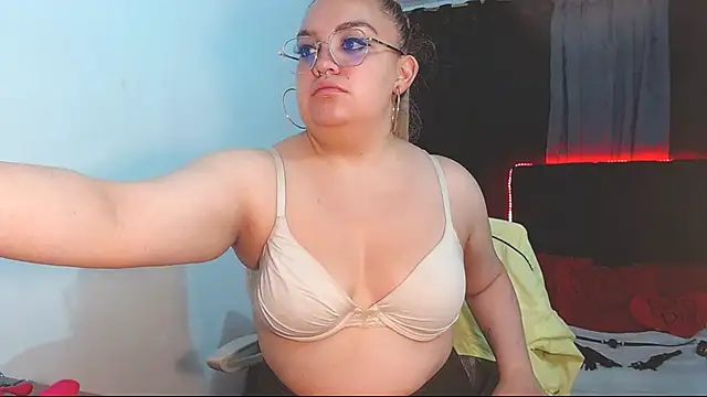 Sasha TK online show from September 2025 05:23:01 PM